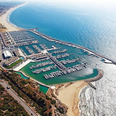 Luxury 45 Hotell Castelldefels Exteriör bild